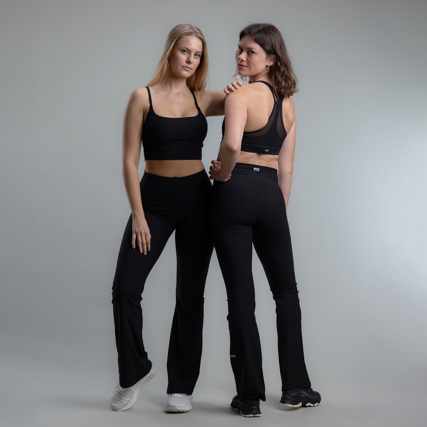 Agile Flared Legging Women's